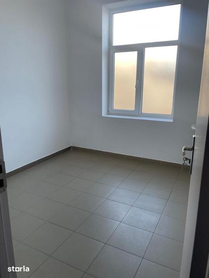 Spațiu comercial, de 60 mp, în Țuglui