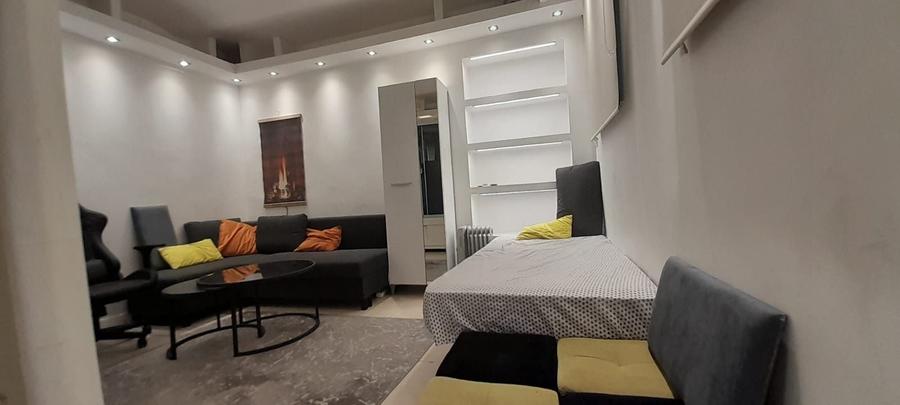 Apartament cu 2 camere semidecomandat în Moșilor