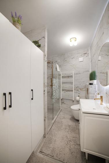 Apartament cu 2 camere semidecomandat, mobilat în Pipera