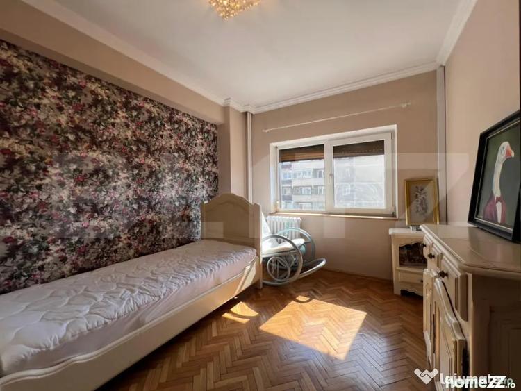 Apartament cu 3 camere decomandat în Ultracentral