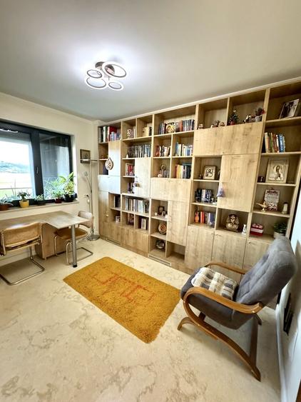 Apartament cu 4 camere decomandat în Păcurari