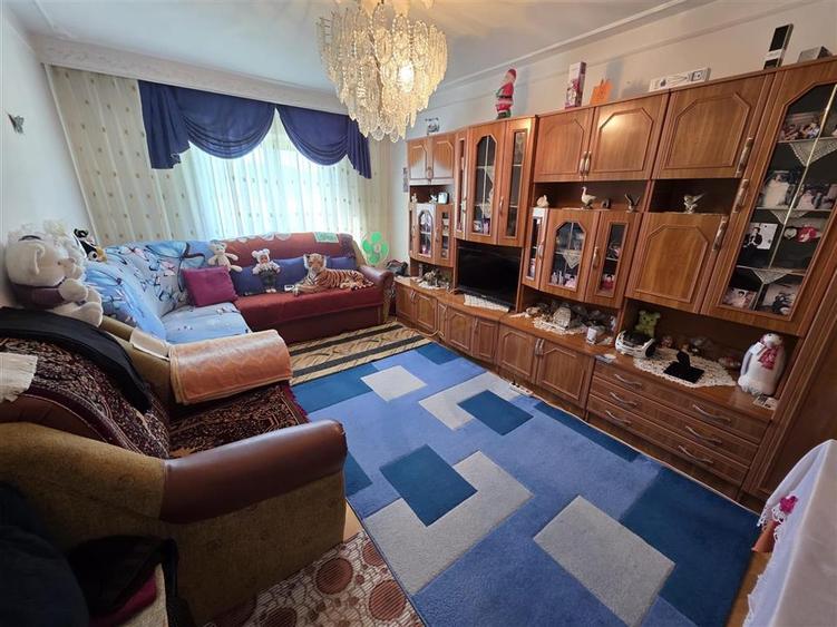Apartament cu 2 camere decomandat în Dacia