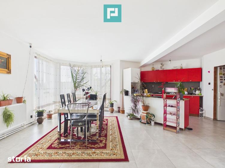 Casă cu 7 camere cu Teren 1482 Mp în Nojorid