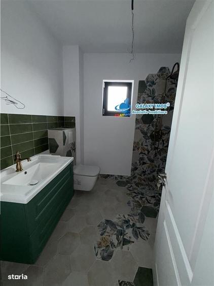 Casă cu 4 camere cu Teren 500 Mp în Domnești
