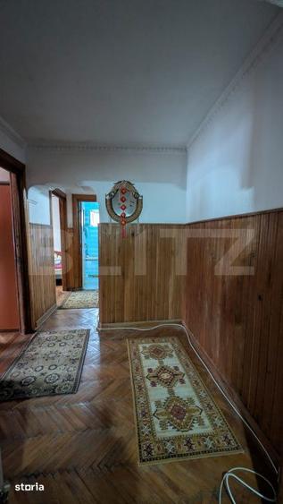 Apartament cu 3 camere decomandat în Sud