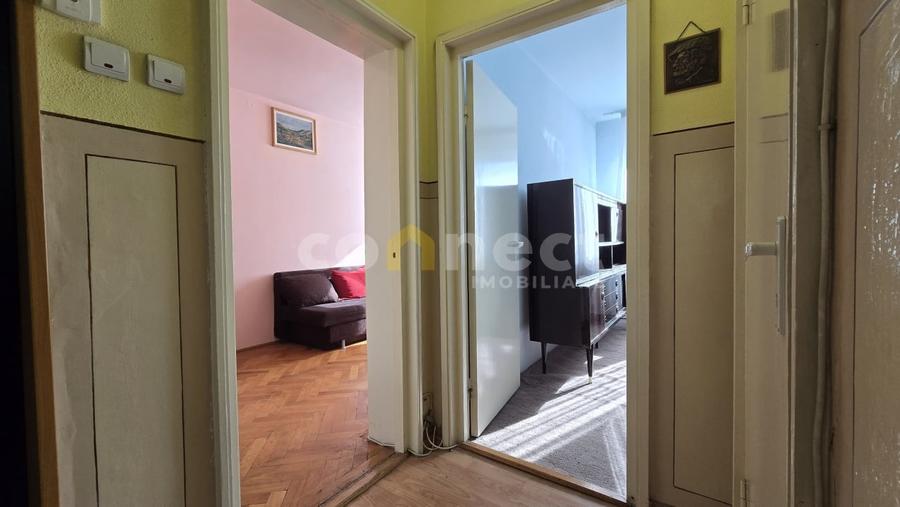 Apartament cu 4 camere decomandat în Gheorgheni