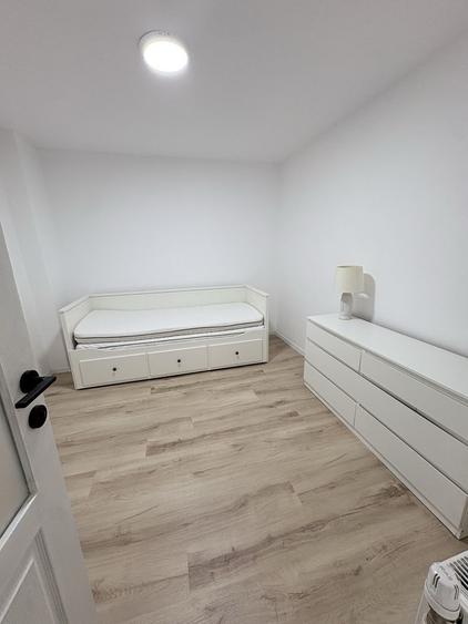 Casă cu 3 camere cu Teren 300 Mp în Central