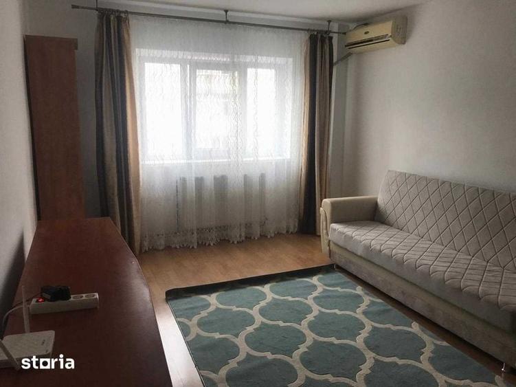 Apartament cu 2 camere decomandat în Nicolina