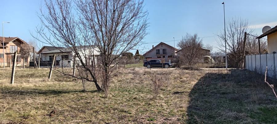 Teren Construcții de 438 mp, în Periferie
