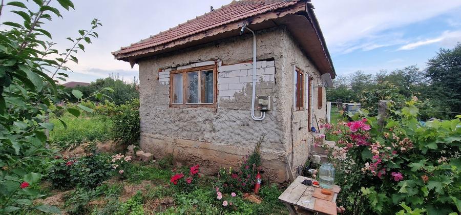 Casă cu 2 camere în Săpoca