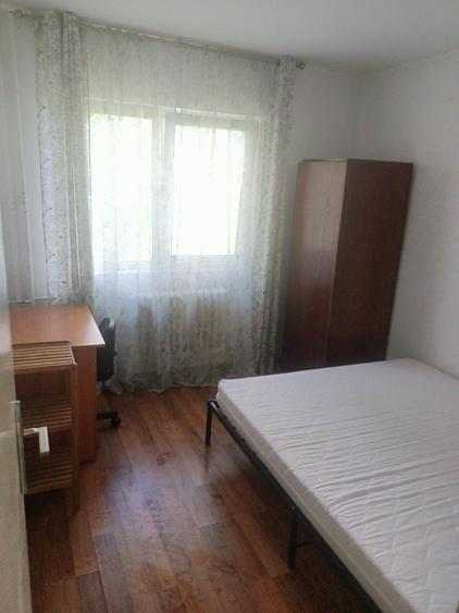 Apartament cu 2 camere semidecomandat în Florești