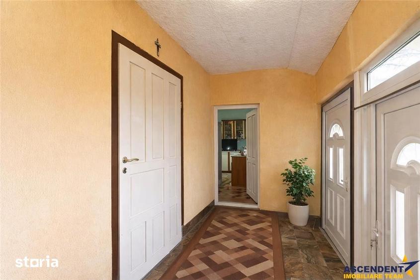 FILM! Casa cu sura, pivnita, balta cu pesti, 2.280 mp teren roditor, L - 11