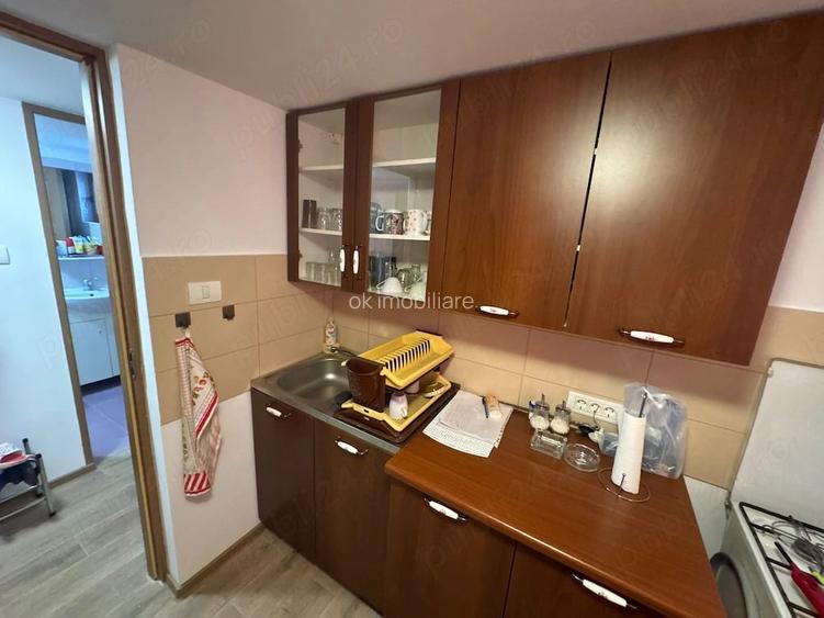 Casa 2 camere P+M zona 3 Insule