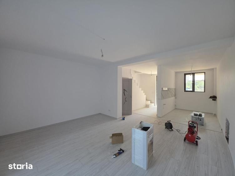 Casă cu 2 camere cu Teren 170 Mp în Chiajna