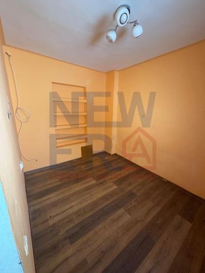 Garsonieră semidecomandată în Gara de Nord