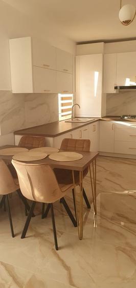 Apartament cu 2 camere decomandat în Vest