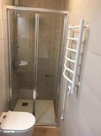 Apartament cu 3 camere decomandat în Herăstrău