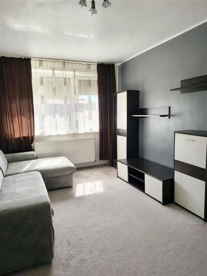Apartament cu 2 camere semidecomandat în Rogerius