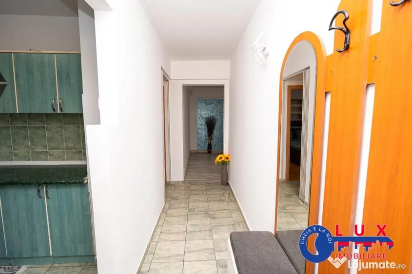 Apartament cu 2 camere decomandat în Faleză