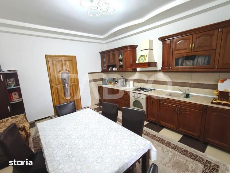Casă cu 4 camere cu Teren 228 Mp în Turnișor