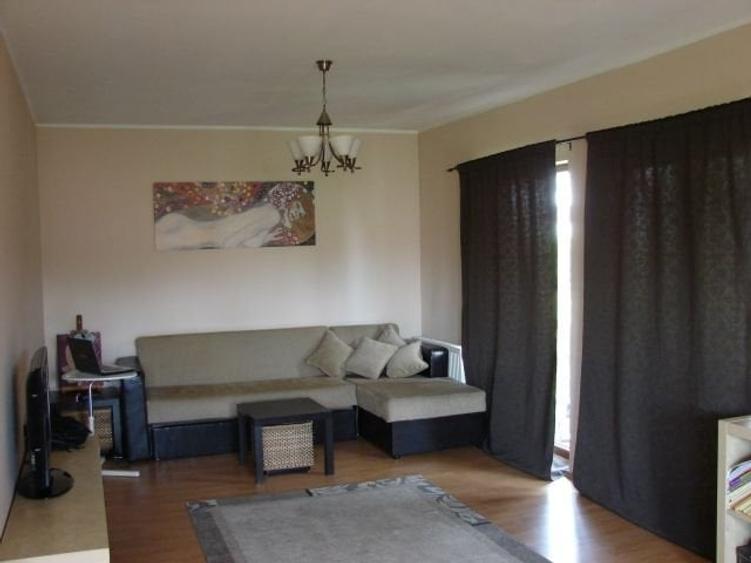 Apartament cu 2 camere decomandat în 1 Mai