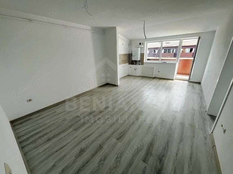 Apartament cu 2 camere decomandat în Sânpetru