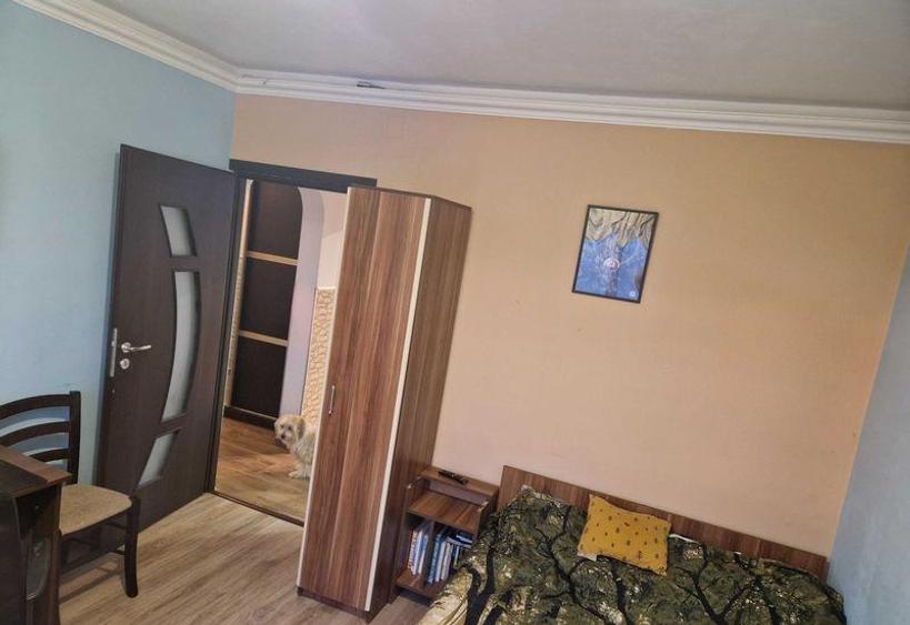 Apartament cu 3 camere decomandat, mobilat în Gară
