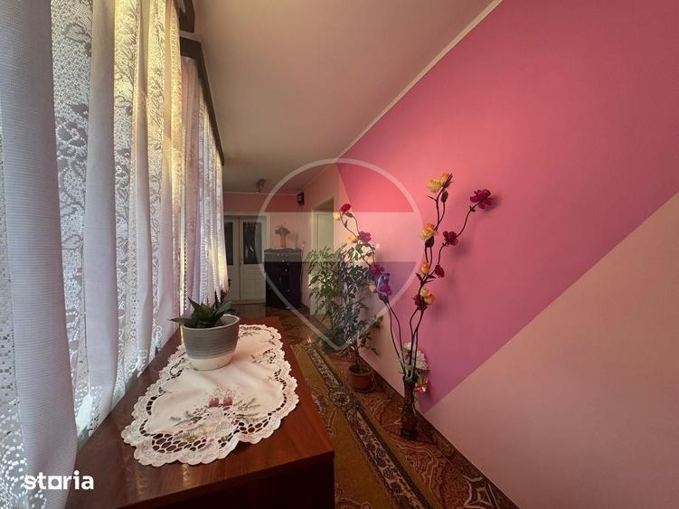 Casa cu 1439 mp teren Semlac la 37 km de Arad ( 2 cai de acces) - 4