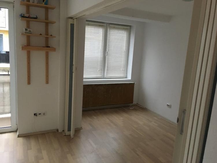 Închiriez apartament 2 camere la vila - 10