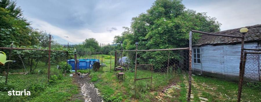 Casă cu 2 camere cu Teren 1819 Mp în Sânpetru