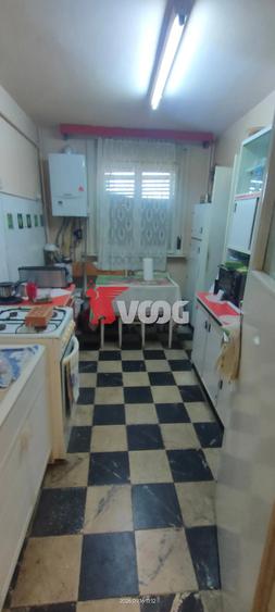Apartament cu 3 camere semidecomandat în Central