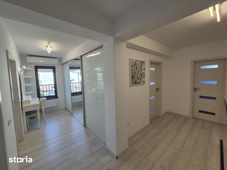 Casă cu 4 camere cu Teren 220 Mp în Ștrand