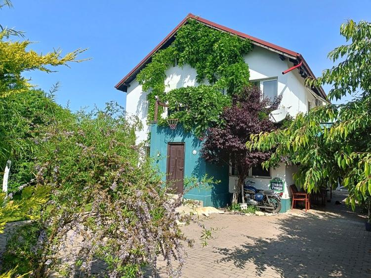 Casă cu 4 camere în Lupăria