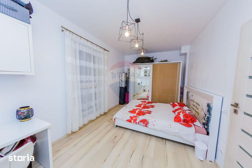 Apartament cu 4 camere în Progresul