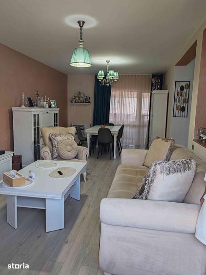 Casă cu 4 camere cu Teren 330 Mp în Sânpetru