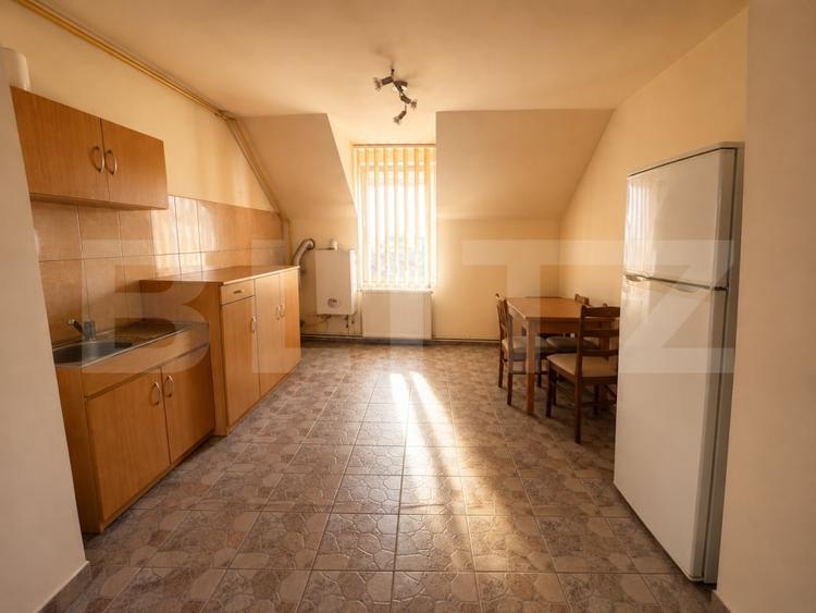De vanzare Ap 4 camere open space 107mp - 8