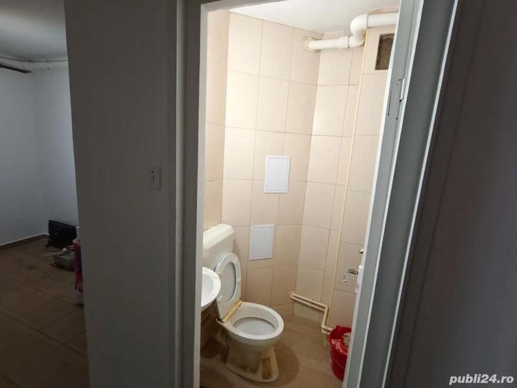 Garsonieră decomandată în Rogerius
