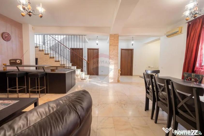 Casă cu 5 camere cu Teren 500 Mp în Brănești