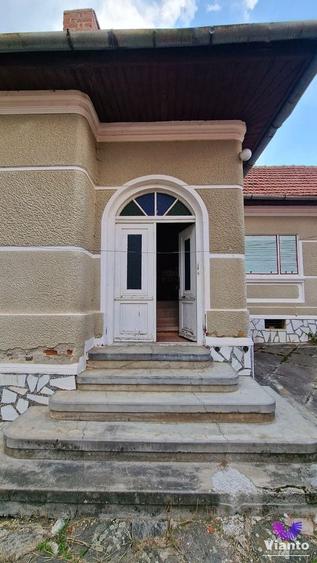 Casă individuală cu 3 camere cu Canalizare în Poiana Sibiului