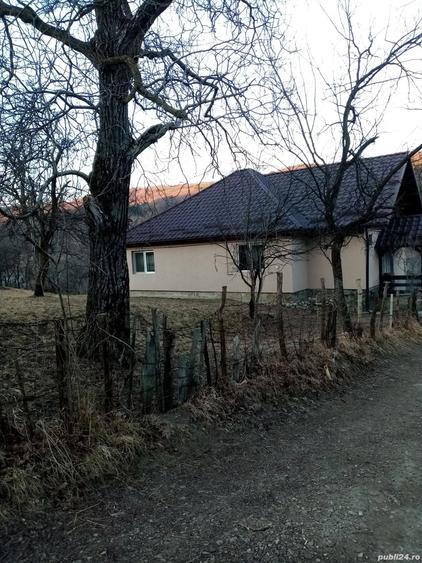 Teren de 1600 mp, în Lunca (Moroeni)