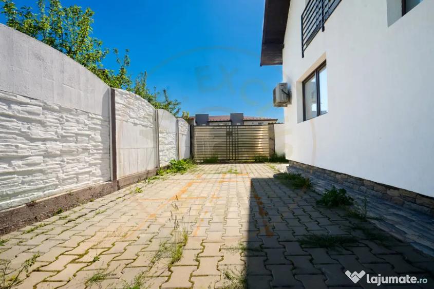 Casă cu 4 camere cu Teren 169 Mp în Central