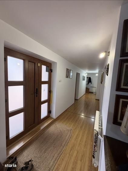 Casă cu 4 camere cu Teren 780 Mp în Tuzla