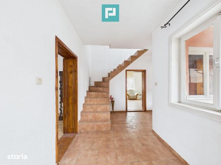 Casa moderna P+1, cu magazin, langa orasul Sebis - 2