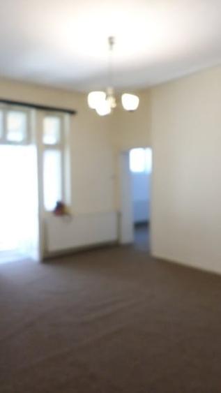 Apartament cu 2 camere semidecomandat în Victoriei
