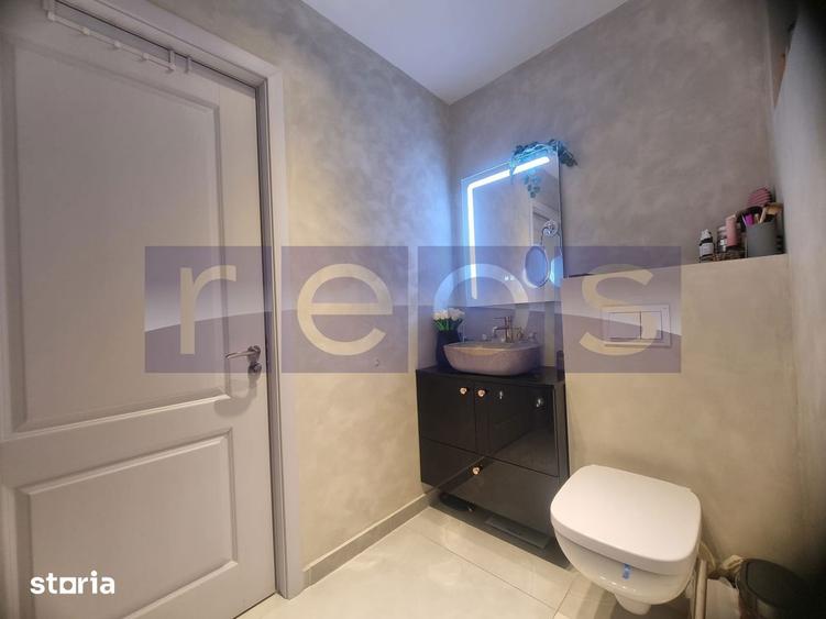 Casă cu 4 camere cu Teren 253 Mp în Central