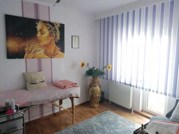 Apartament cu 4 camere decomandat în Dacia