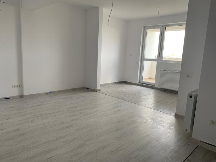 Apartament cu 2 camere decomandat în Berceni — fotografia 1
