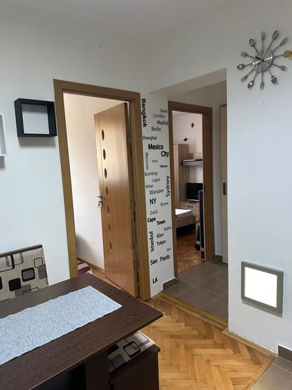 Apartament cu 2 camere decomandat în Central