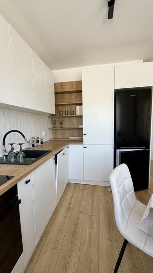 Apartament la cheie -2 camereIFlorești, bloc nou IParter înalt - 4