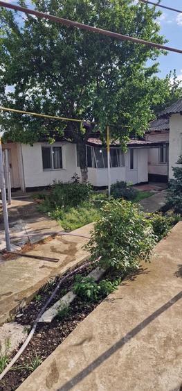 Casă cu 4 camere în Călinești